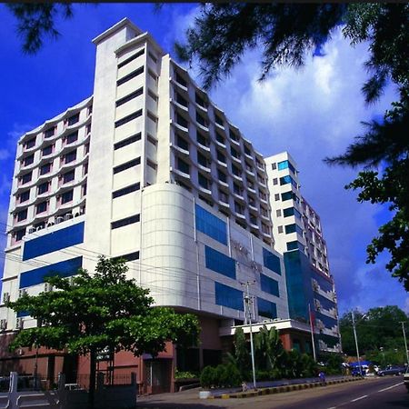 Yuzana Hotel Yangon Esterno foto