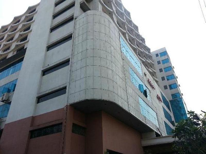 Yuzana Hotel Yangon Esterno foto